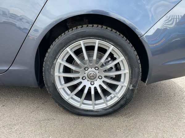 Used Vauxhall Insignia 2010 for sale - 69945775: Photo 11