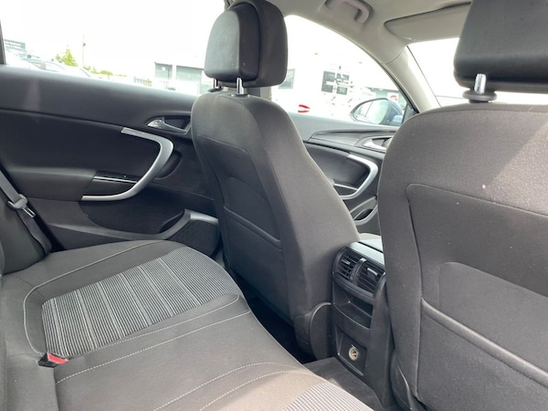 Used Vauxhall Insignia 2010 for sale - 69945775: Photo 23