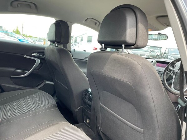 Used Vauxhall Insignia 2010 for sale - 69945775: Photo 28