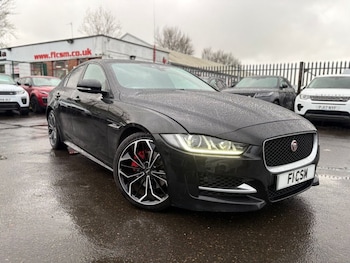 Used Jaguar XE 2015 for sale - 76009480: Photo