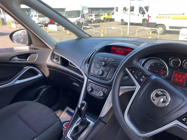 Used Vauxhall Zafira Tourer 2015 for sale - 66533517: Photo 21