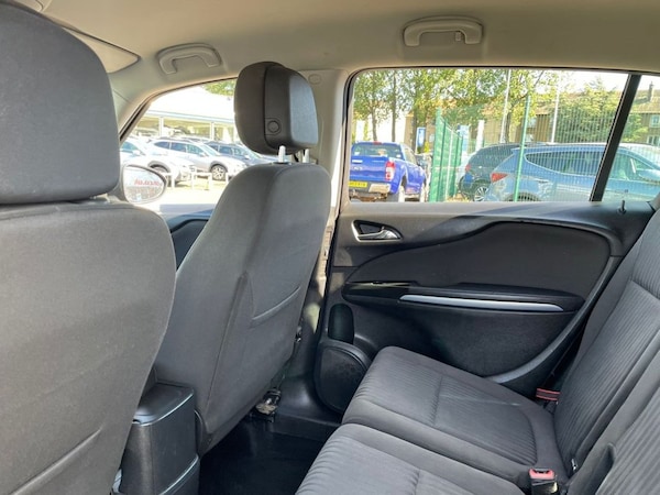 Used Vauxhall Zafira Tourer 2015 for sale - 66533517: Photo 26