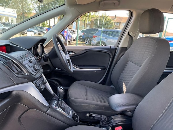 Used Vauxhall Zafira Tourer 2015 for sale - 66533517: Photo 35