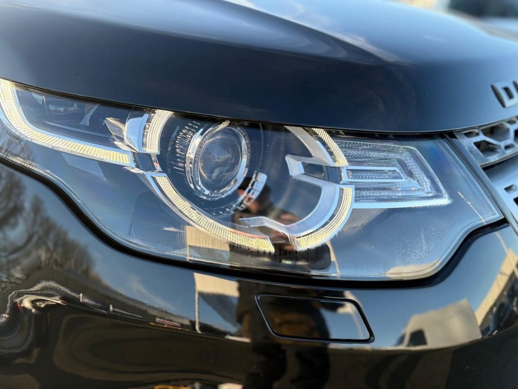 Used Land Rover Discovery 3 2020 for sale - 76482371: Photo 13