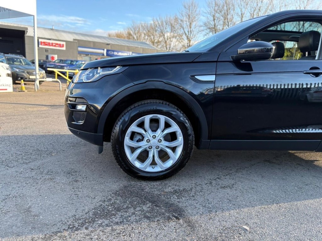 Used Land Rover Discovery 3 2020 for sale - 76482371: Photo 14