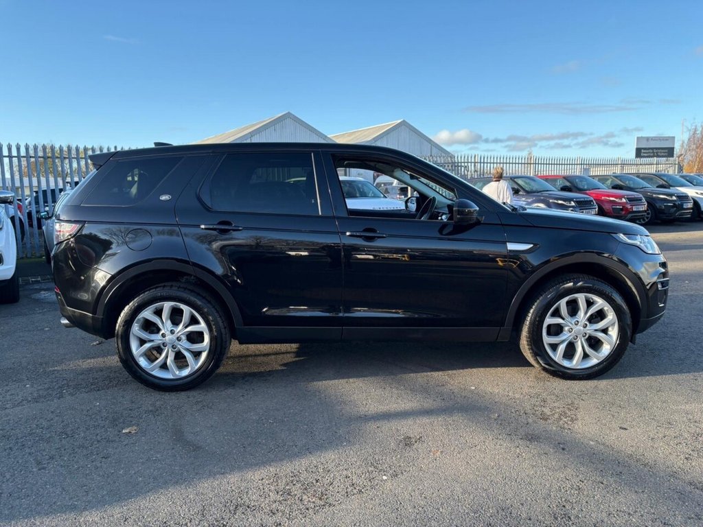 Used Land Rover Discovery 3 2020 for sale - 76482371: Photo 17