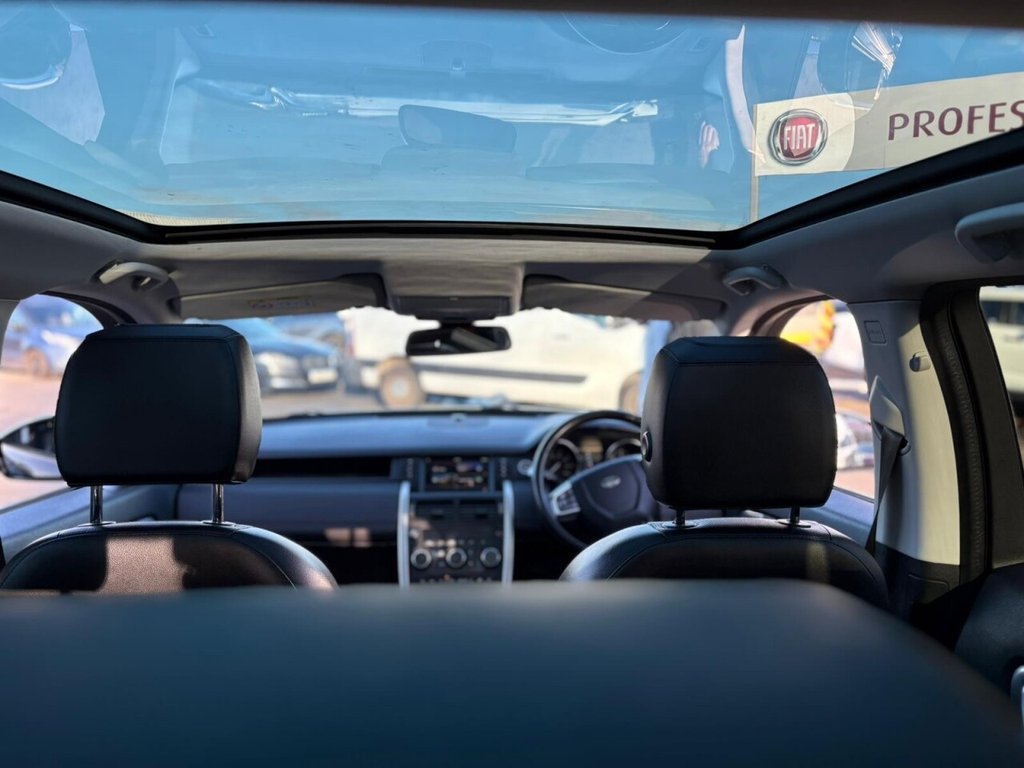 Used Land Rover Discovery 3 2020 for sale - 76482371: Photo 21