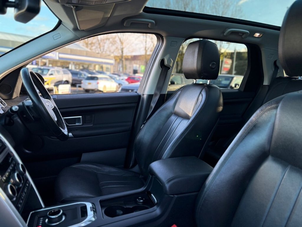 Used Land Rover Discovery 3 2020 for sale - 76482371: Photo 44