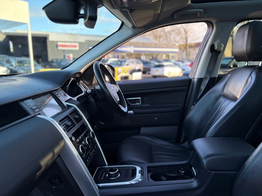 Used Land Rover Discovery 3 2020 for sale - 76482371: Photo 45