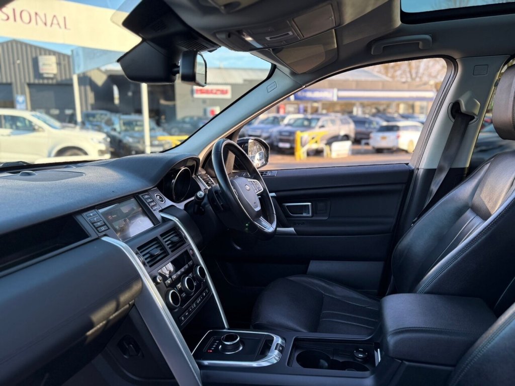 Used Land Rover Discovery 3 2020 for sale - 76482371: Photo 46