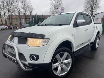 Mitsubishi - L200
