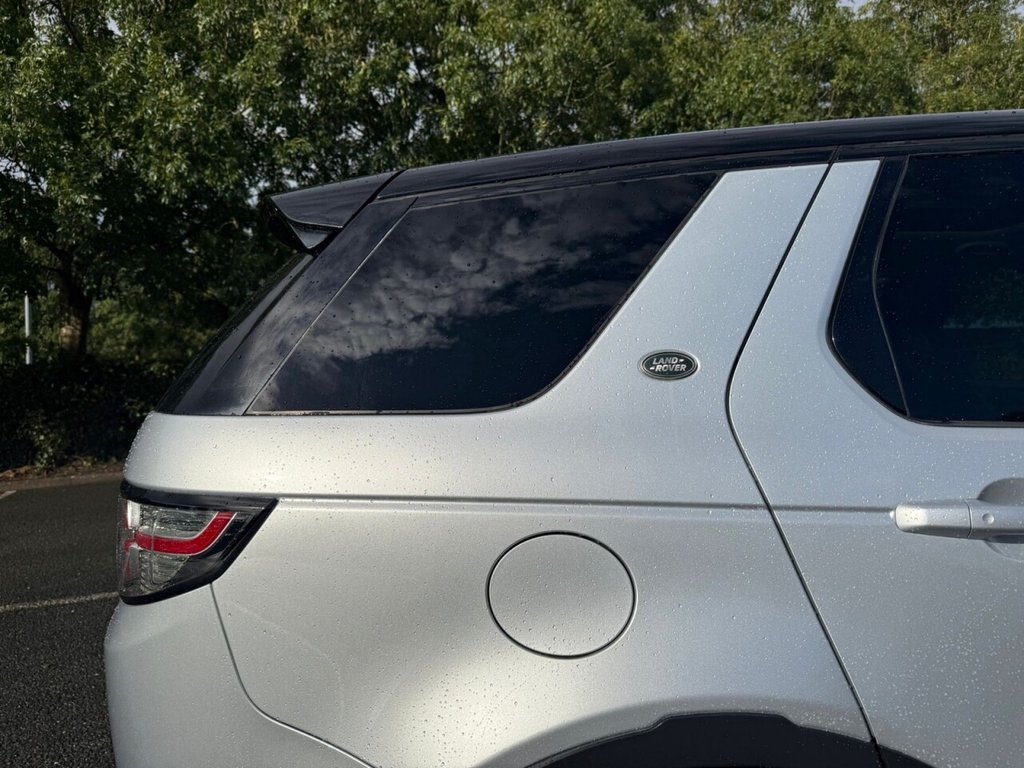 Used Land Rover Discovery Sport 2016 for sale - 76345825: Photo 15