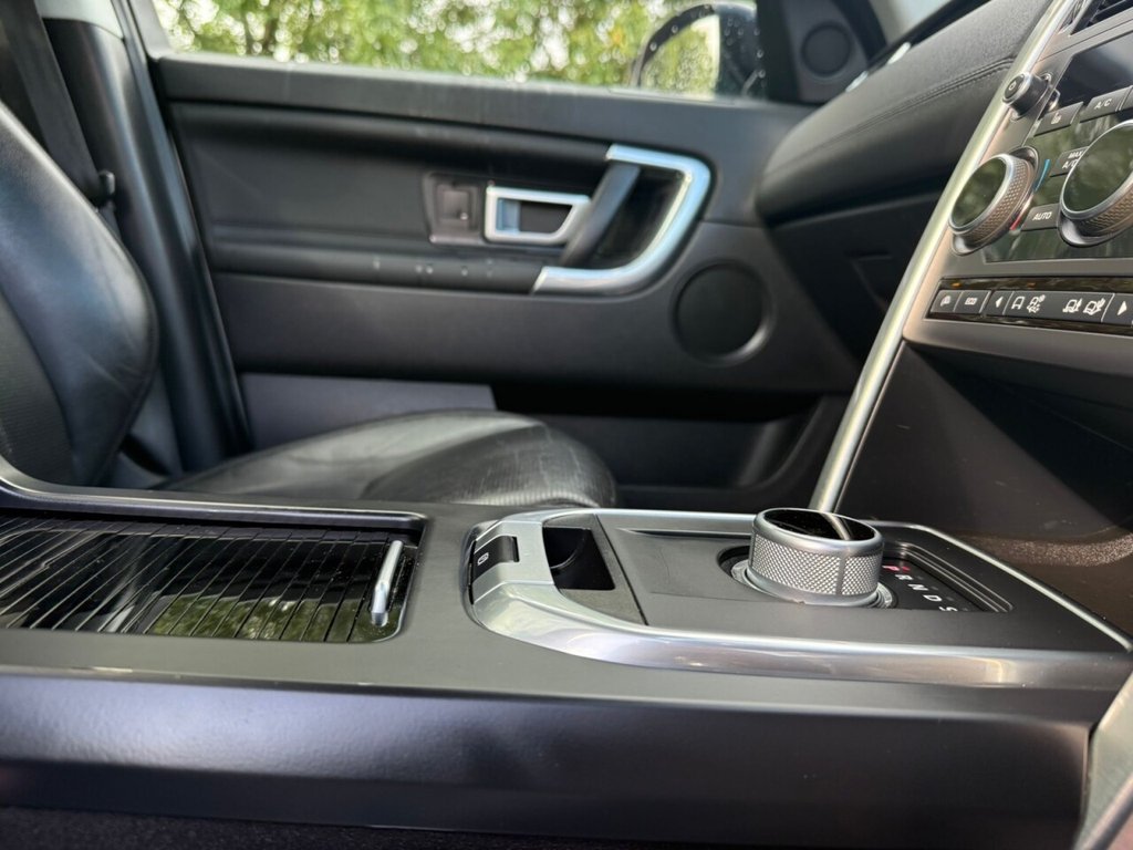 Used Land Rover Discovery Sport 2016 for sale - 76345825: Photo 28