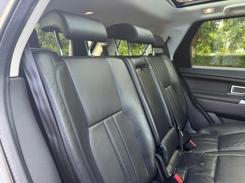 Used Land Rover Discovery Sport 2016 for sale - 76345825: Photo 33