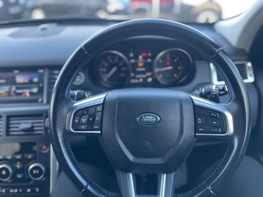 Used Land Rover Discovery Sport 2018 for sale - 72731850: Photo 19