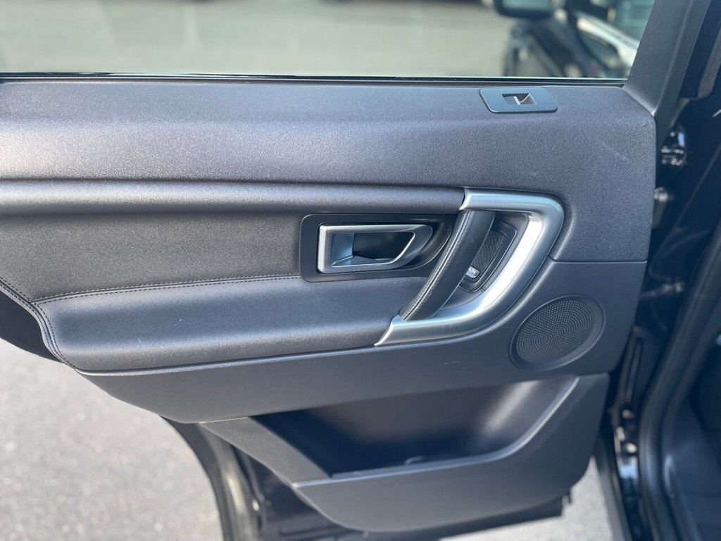 Used Land Rover Discovery Sport 2018 for sale - 72731850: Photo 39