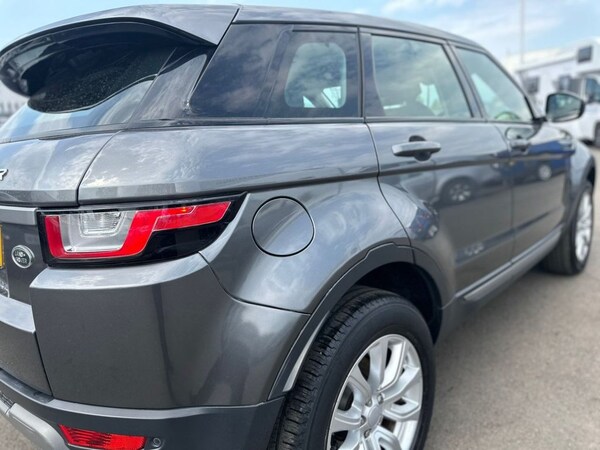 Used Land Rover Range Rover Evoque 2017 for sale - 70618604: Photo 12