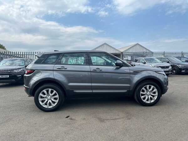 Used Land Rover Range Rover Evoque 2017 for sale - 70618604: Photo 7