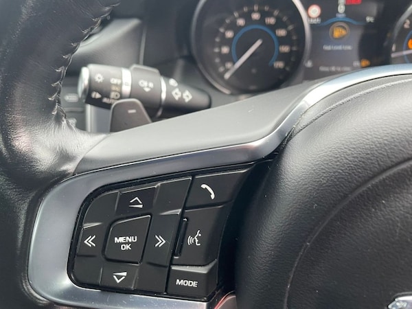 Used Jaguar XF 2016 for sale - 69945805: Photo 22