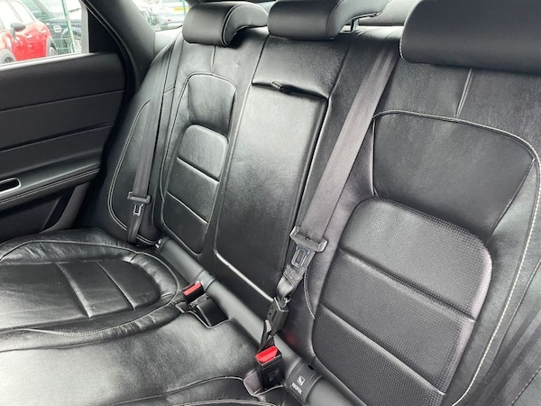 Used Jaguar XF 2016 for sale - 69945805: Photo 32