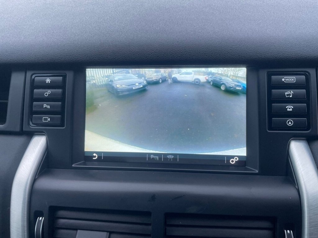 Used Land Rover Discovery Sport 2016 for sale - 76711100: Photo 21