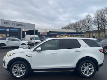 Used Land Rover Discovery Sport 2016 for sale - 76711100: Photo