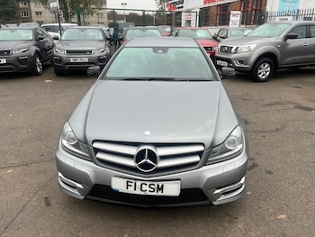 Used Mercedes-Benz C Class 2013 for sale - 76345489: Photo