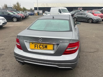 Used Mercedes-Benz C Class 2013 for sale - 76345489: Photo