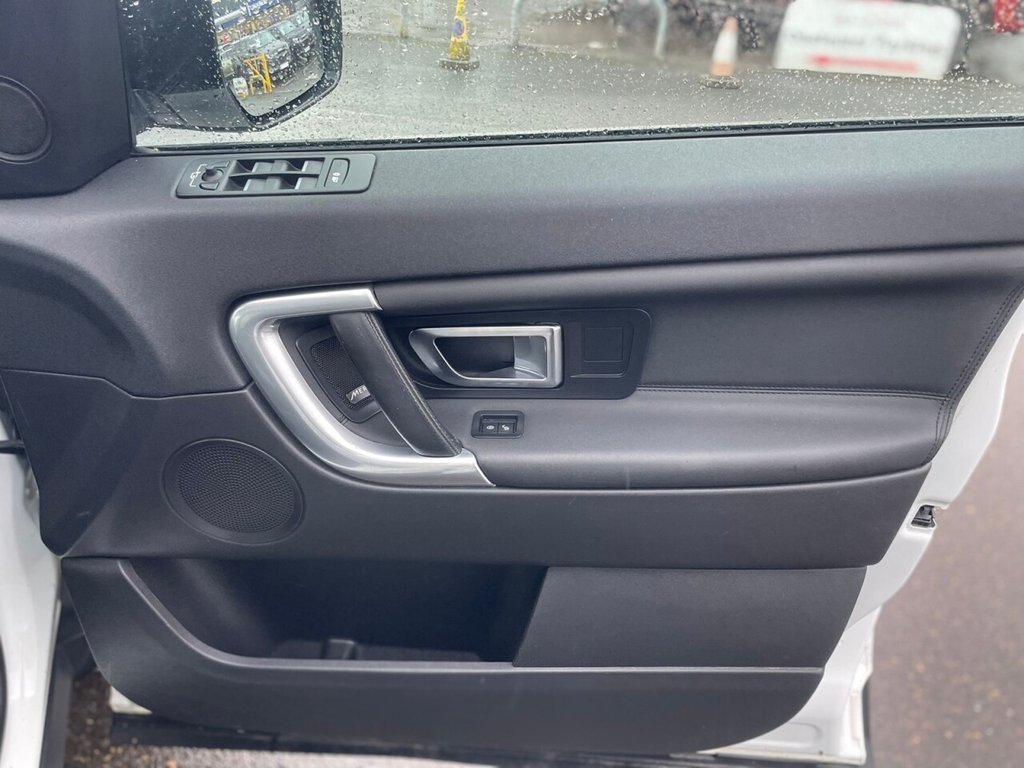 Used Land Rover Discovery Sport 2017 for sale - 77227526: Photo 17