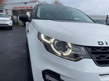 Used Land Rover Discovery Sport 2017 for sale - 77227526: Photo