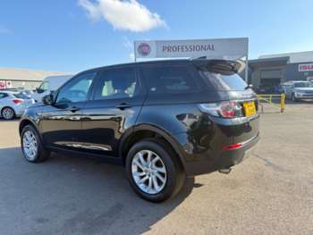 Used Land Rover Discovery Sport 2017 for sale - 73884004: Photo