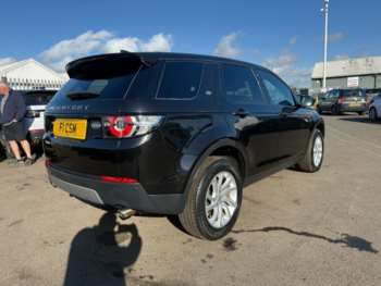 Used Land Rover Discovery Sport 2017 for sale - 73884004: Photo