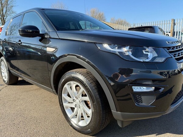 Used Land Rover Discovery Sport 2017 for sale - 73884004: Photo 5