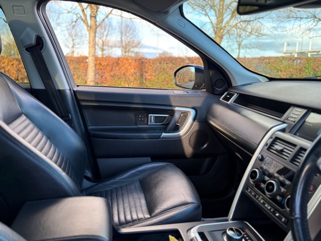 Used Land Rover Discovery Sport 2018 for sale - 76559216: Photo 25
