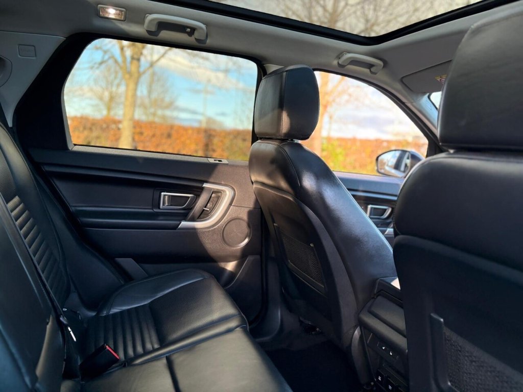 Used Land Rover Discovery Sport 2018 for sale - 76559216: Photo 33