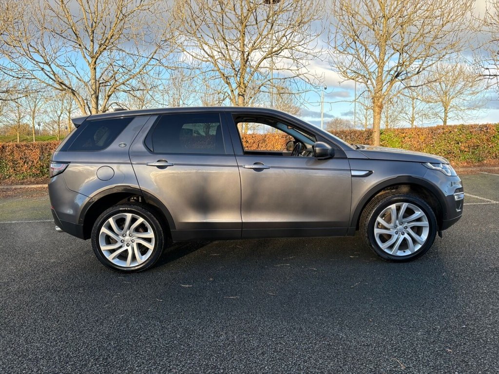 Used Land Rover Discovery Sport 2018 for sale - 76559216: Photo 8