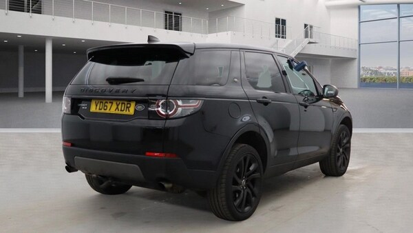 Used Land Rover Discovery Sport 2017 for sale - 74223304: Photo 3