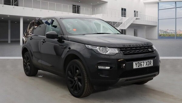 Used Land Rover Discovery Sport 2017 for sale - 74223304: Photo 4