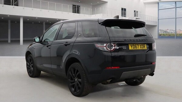 Used Land Rover Discovery Sport 2017 for sale - 74223304: Photo 5