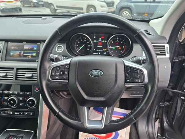 Used Land Rover Discovery Sport 2019 for sale - 73391881: Photo 15