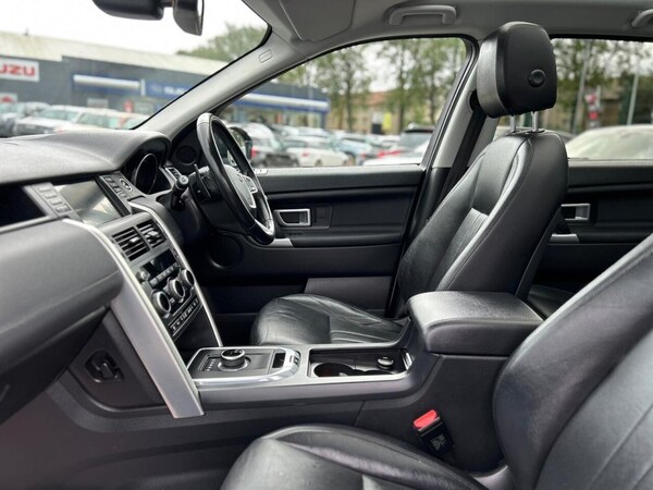 Used Land Rover Discovery Sport 2018 for sale - 74696431: Photo 31