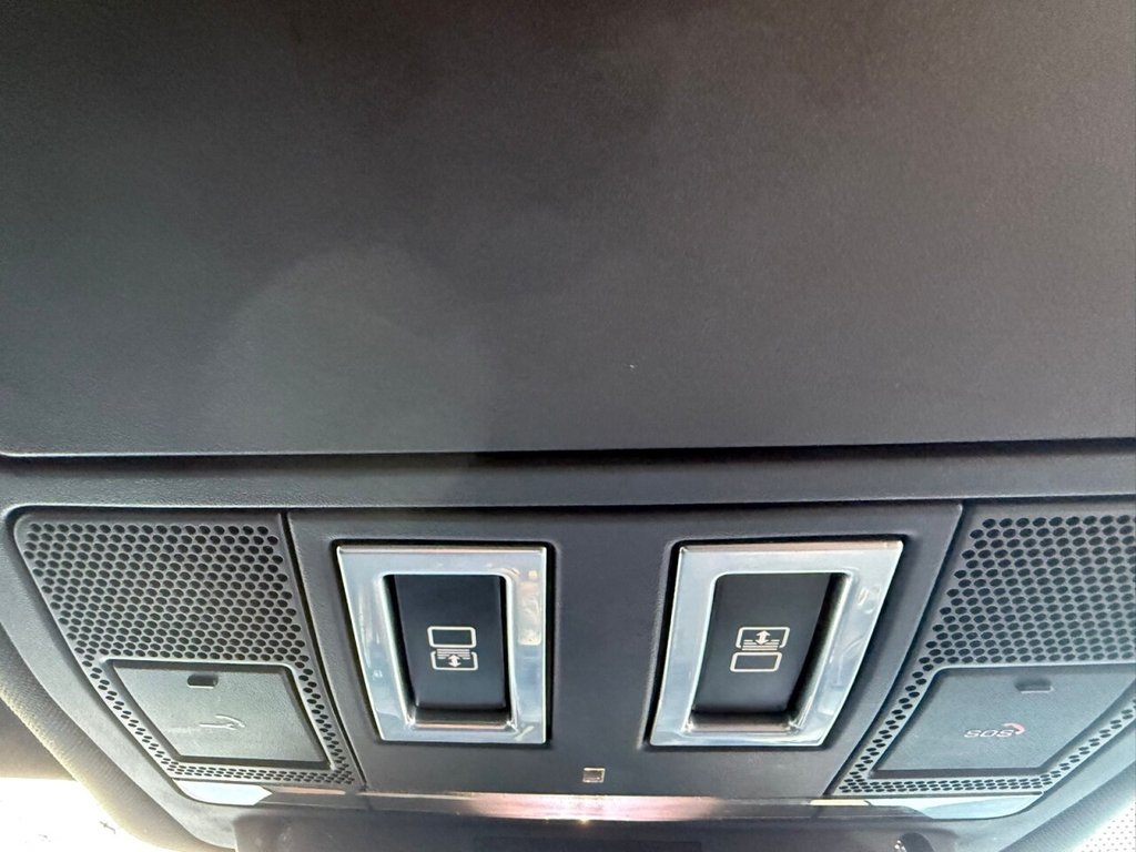 Used Land Rover Discovery 2019 for sale - 76605076: Photo 32