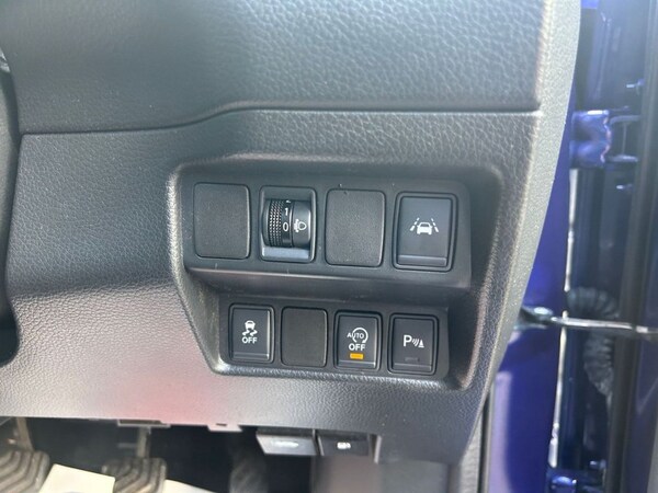 Used Nissan Qashqai 2015 for sale - 68296766: Photo 15