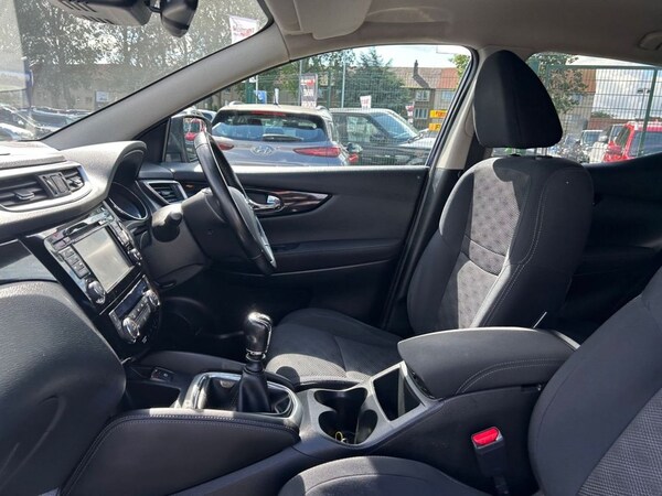 Used Nissan Qashqai 2015 for sale - 68296766: Photo 34