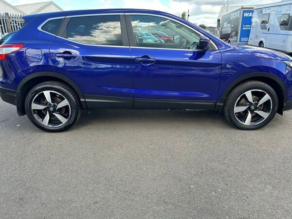Used Nissan Qashqai 2015 for sale - 68296766: Photo 9