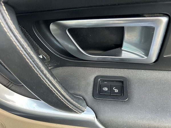 Used Land Rover Discovery Sport 2017 for sale - 73391488: Photo 18