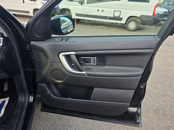 Used Land Rover Discovery Sport 2018 for sale - 71782014: Photo 22