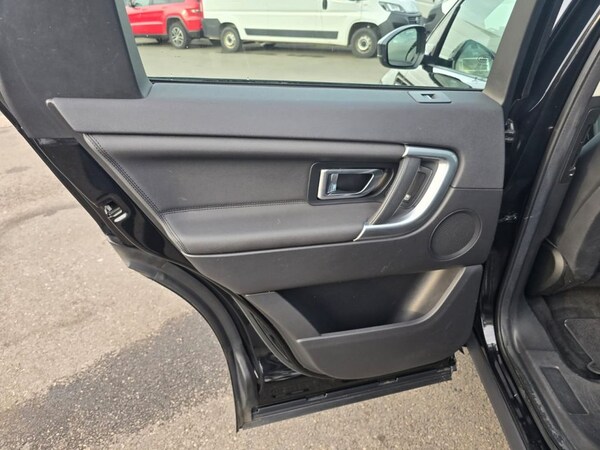 Used Land Rover Discovery Sport 2018 for sale - 71782014: Photo 31