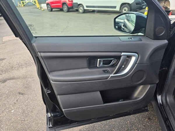 Used Land Rover Discovery Sport 2018 for sale - 71782014: Photo 34