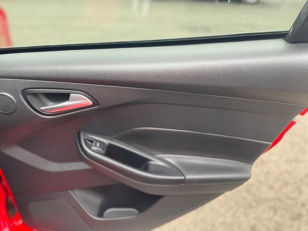 Used Ford Focus 2012 for sale - 77369380: Photo 31